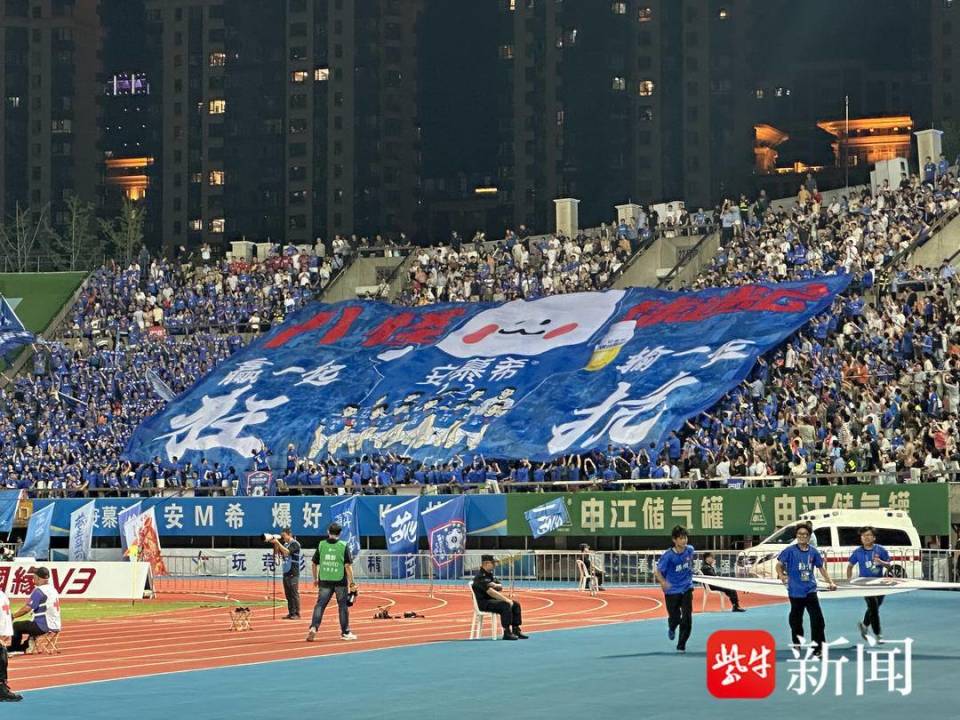 役获胜立下, 引得全场沸
