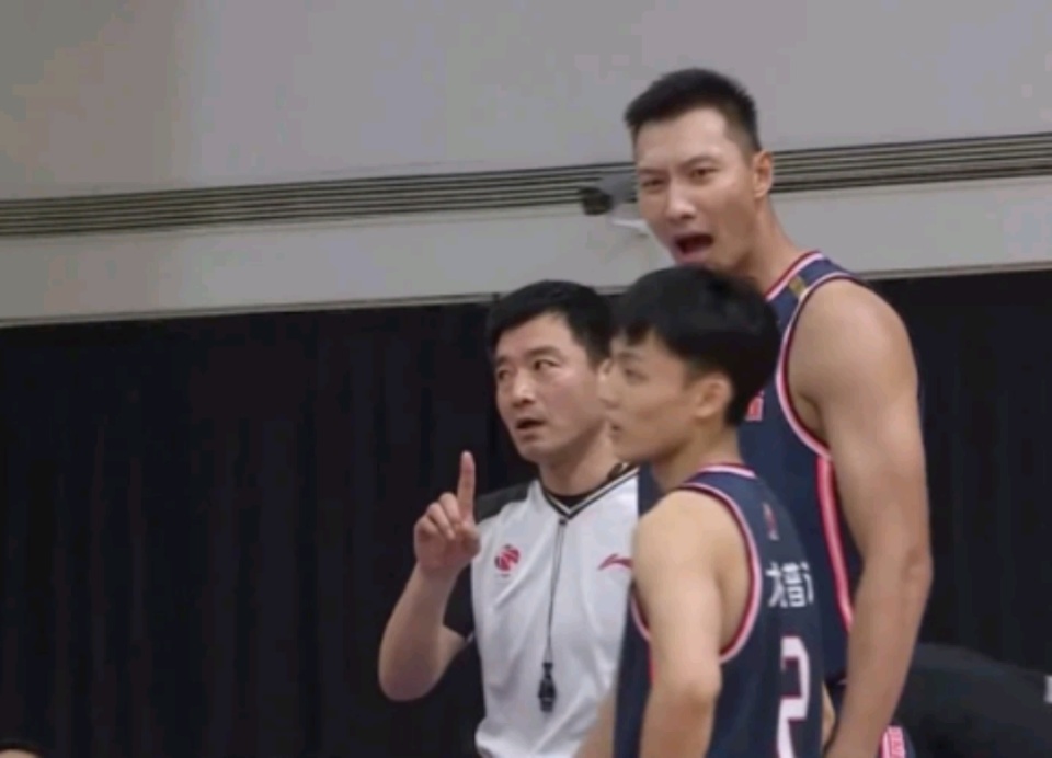 徐杰本人和